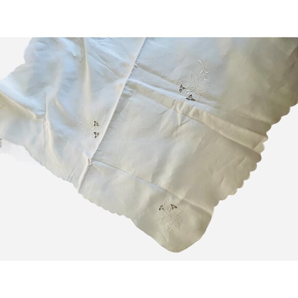 Madeira Tablecloth Beige Scalloped Edges & 8 Lighter Napkins 82x67 Linen Cutwork - Picture 11 of 16